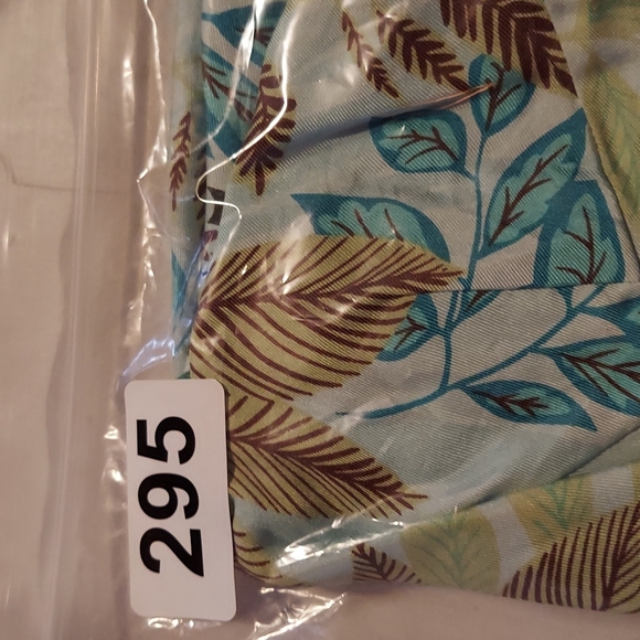 ANN TAYLOR LOFT FLORAL PRINT 💯% SILK HALTER DRESS NEW MULTICOLOR - Picture 9 of 9